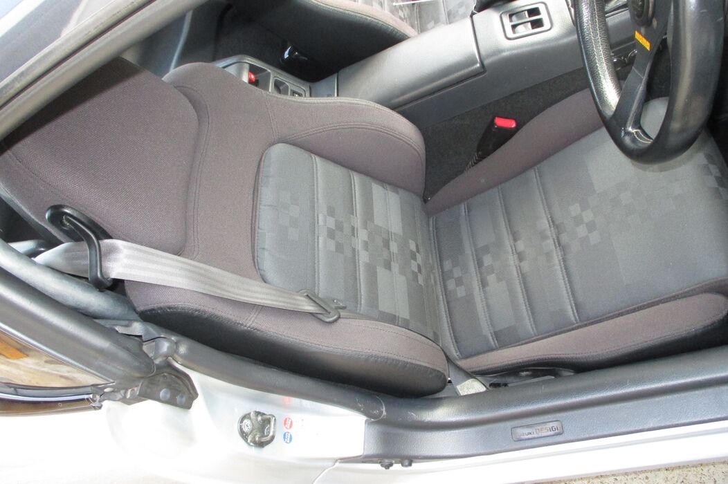 画像3329：カプチーノ　EA21R　中古車　33,322 km　190万円（消費税込）