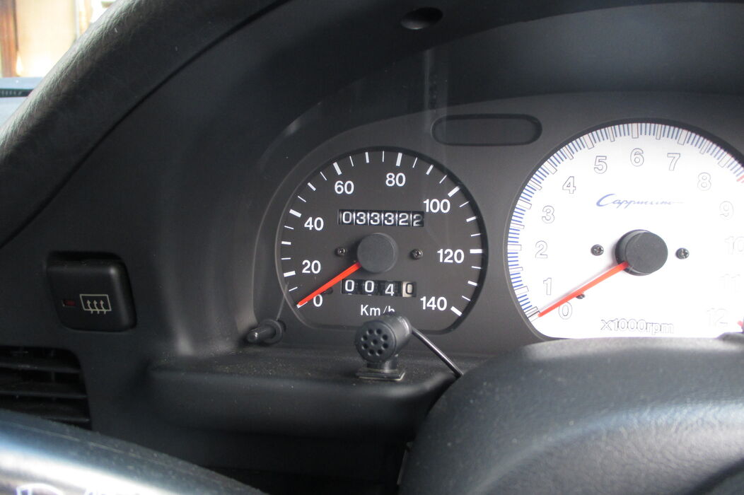 画像3331：カプチーノ　EA21R　中古車　33,322 km　190万円（消費税込）